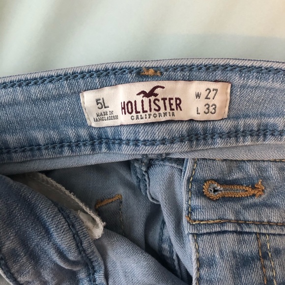 Hollister Skinny Jeans - Picture 2 of 3